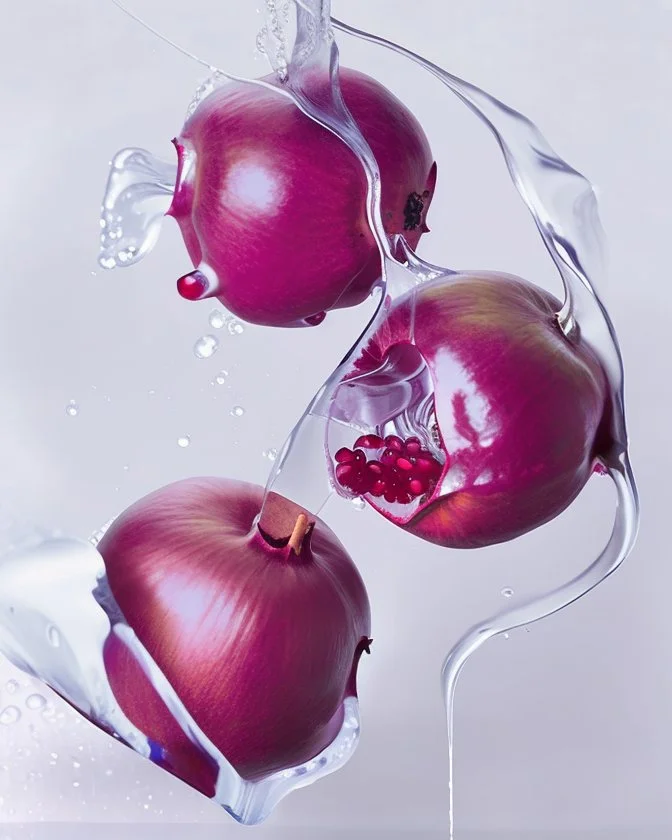 pomegranate fruit refraction under water