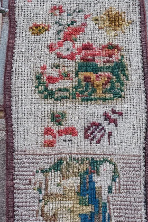 cross-stitch embroidery, Bosa, Sardegna