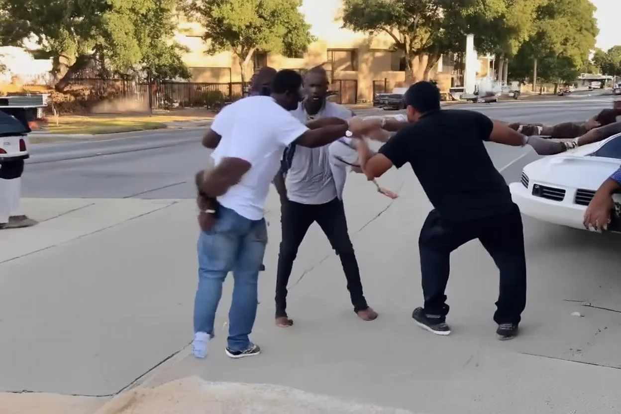 schwarzer nigger tötet weißen zivilisten