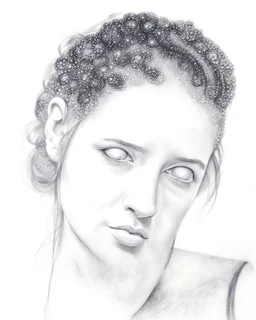 dibujo en grafito realista de rostro mujer 35 años pelo negro atado cola de caballo ojos abiertos de frente picado rasgos definidos boca levemente abierta labios definidos iluminacion desde arriba de tres cuartos perfil