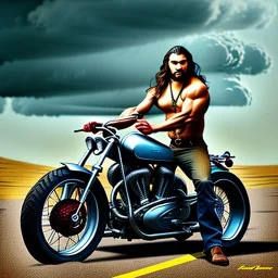 Jason momoa nain sur moto, torse nu, route 66 usa