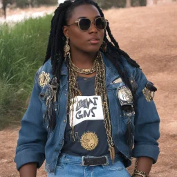 Yeah, hey, huh Switchin' my hoes like my flows (What?) Switchin' my flows like my clothes (Like what?) Keep on shootin' that gun, don't reload (Damn)