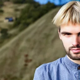 Man with blond straight hair and brown eyes