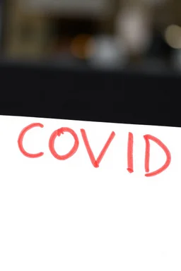 "COVID" crit en rouge en capital comme sur l'image