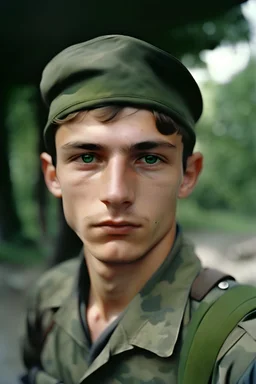 молодой солдат молдаванин 24 года
