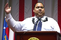 Overweight politician tells athletes how to do sports