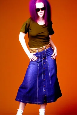 year 1996 denim fashion. Loose skirt, low waist. Combat pants and t-shirt. Colors: denim blue, blue, purple, cream, khaki, light green, lilac, plum, orange, terracotta, red, light yellow, pink, dark blue, beige. Latex in small part. Cheetah pattern. Gwen Stephani, Shirley Manson.Cargo pants