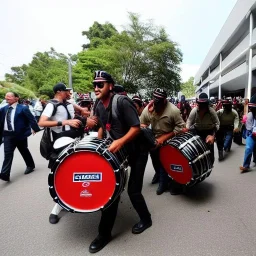 1500 bass drum lugging bug-eyed monkeys all arriving at the station