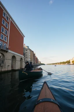 som en kanot i göta kanal glider jag fram på din kropp