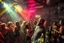 Placeholder: dans golv på en nedsliten sunkig techno club, många personer som dansar, yppiga kvinnor, mycket scen rök i lokalen, och gula röda strobes, en del personer ser in i kameran och skriker: "Benny!" och en Neon Skylt med texten "DJ ROY" på väggen, DJ Roy skriker rätt in i kameran, öppen mun, mycket flaskor och glas i baren