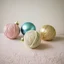 Placeholder: boules de Noël en laine ,pastel, polaroid abîmé