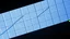 Placeholder: prisma inclinado intersección prisma-retícula planos perforados en secuencia línea volumétrica de luz sistema en tejido estética modular azul profundo relación jerárquica vacío pasivo