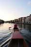 Placeholder: som en kanot i göta kanal glider jag fram på din kropp