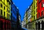 Placeholder: generar una imagen tipo xilografia calles de roma en 3 colores un hotel rojo, azul y amarillo