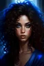 Placeholder: Porträt im Fantasystil einer jungen Frau mit wilden, dunklen Locken, brauner Haut und strahlenden, dunkelblauen Augen
