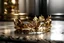 Placeholder: photographie haute résolution d'une couronne de feuilles de chênes en or, effet métallique, bijoux de luxe, vue parfaite, angle parfait, octane effet, qualité 8k, très intriqué, très réel, posée sur une table en marbre.