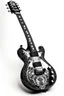 Placeholder: schwarze Gitarre mit silbernen Verzierungen, weißer Hintergrund, gezeichnet