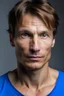 Placeholder: ein mann namens Dario 33 jahre dünne wenige braune haare mit loch hintetn am kopf 1.90 und spielt wasserball muskolös eher breite oberarme im vergleich zum rest blaue augen